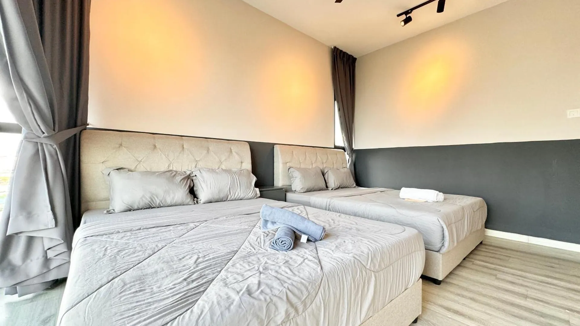 Mosaic Southkey Mid Valley By Luxecocoo Ck Johor Bahru 0*,